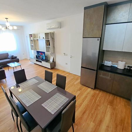 Pazari Luxury Central Apartment Tirana Extérieur photo